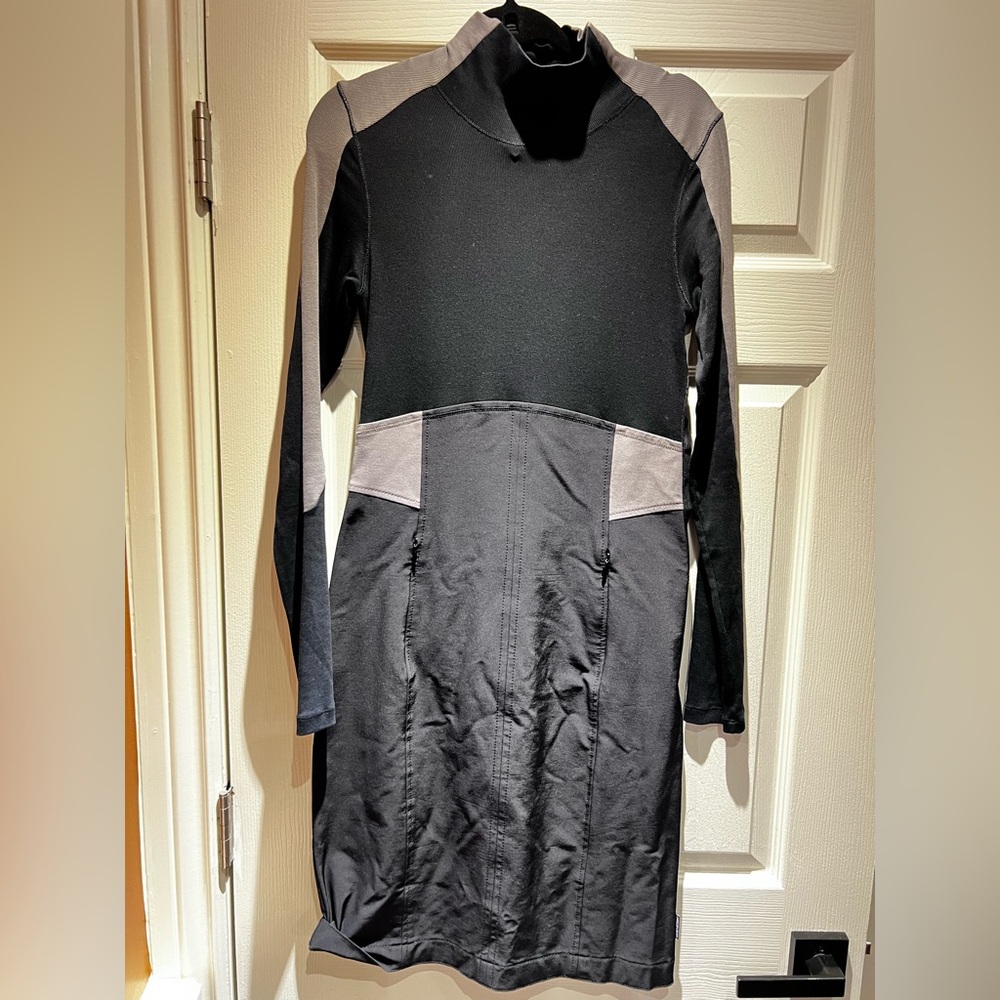 Marc Cain Black and Gray Long Sleeve Dress